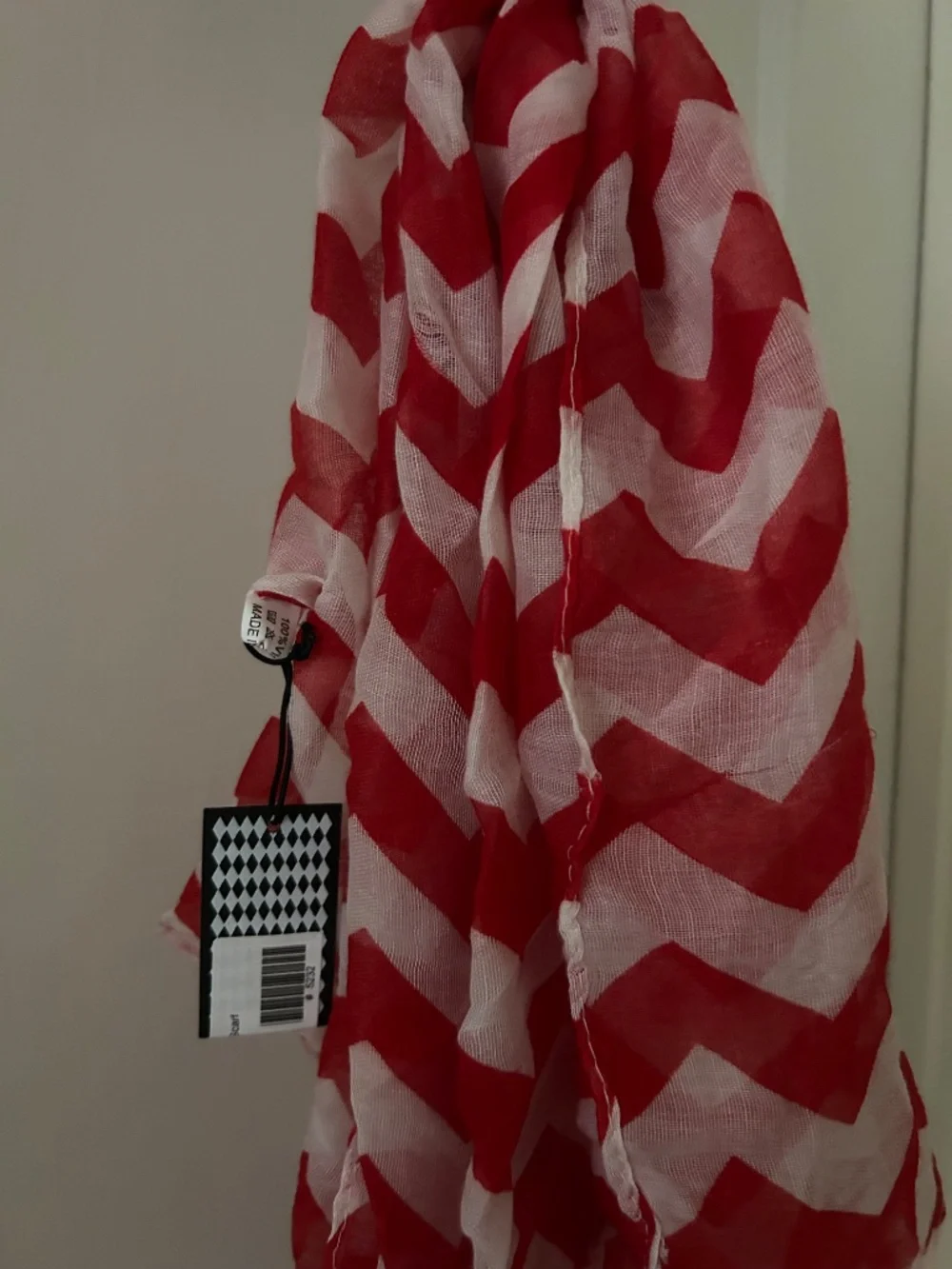Fun Chevron print women’s scarf